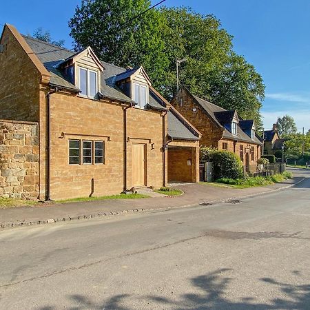 Finch Cottage Farnborough  Bagian luar foto